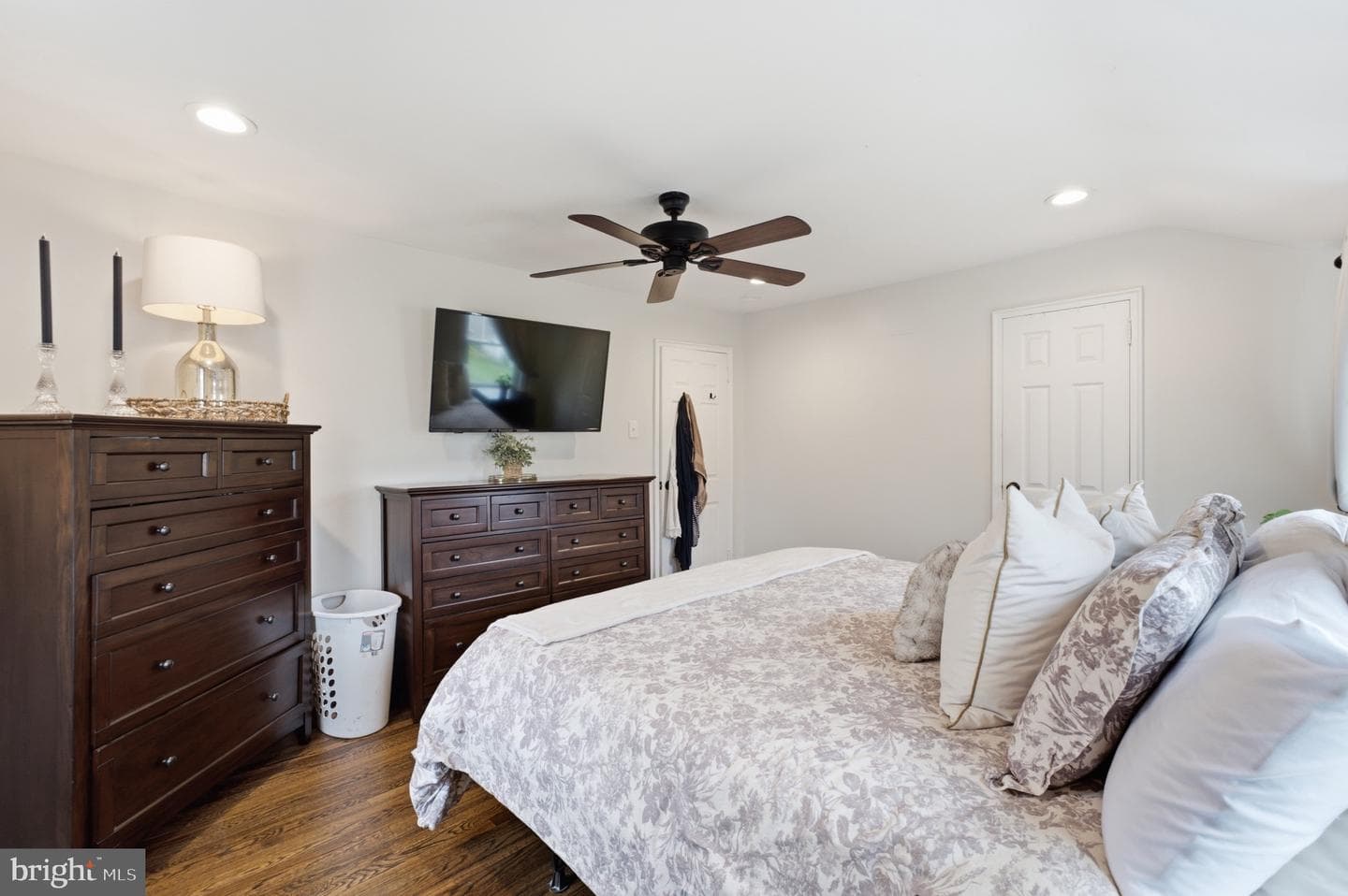 1024 Cobbs Street photo 15