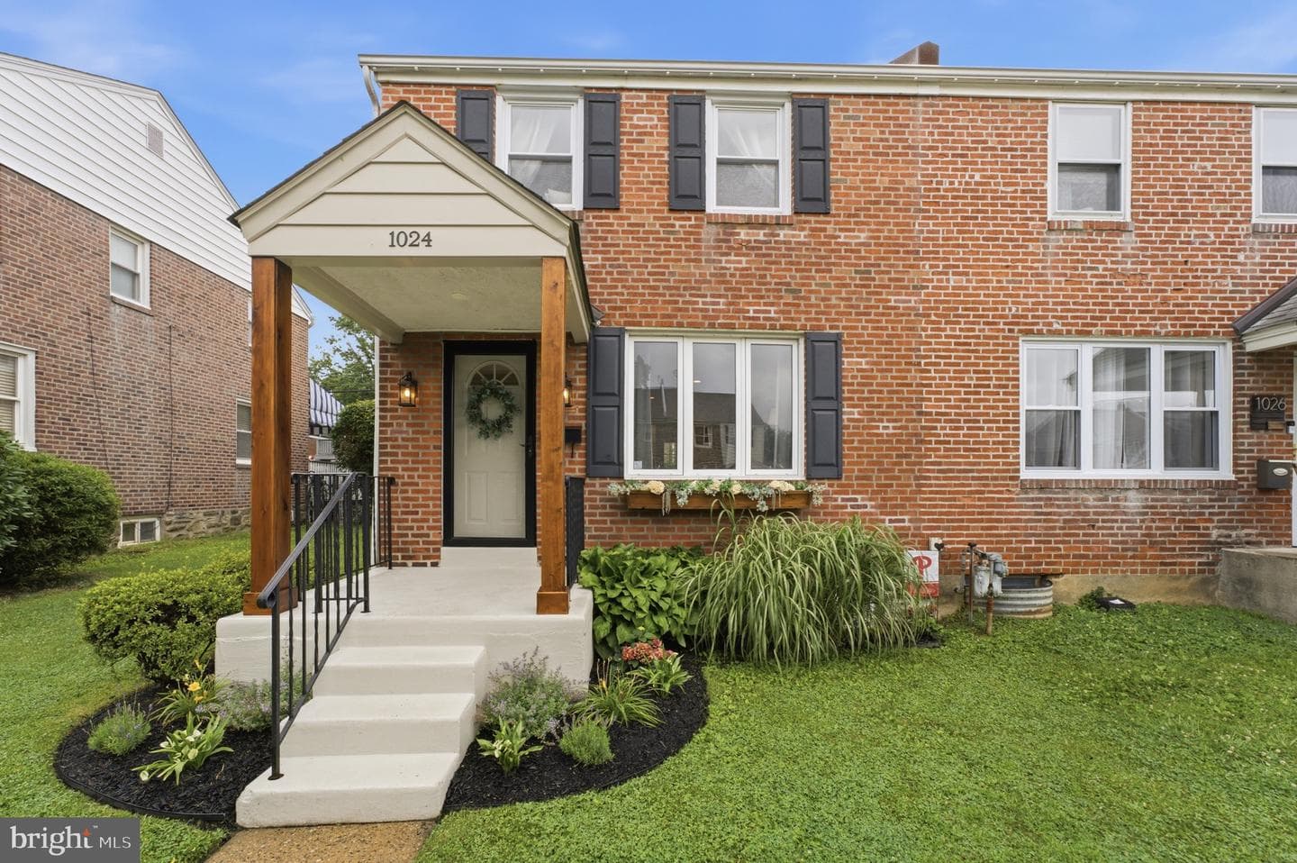 1024 Cobbs Street photo 2