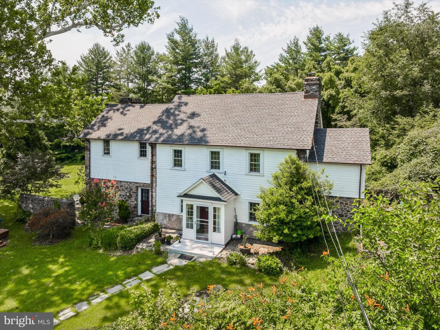 230 Sproul Road photo 2