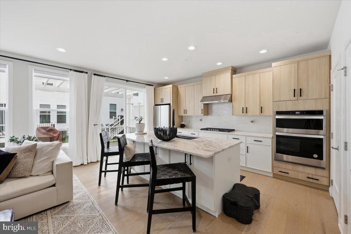 306 Segel Drive photo 6