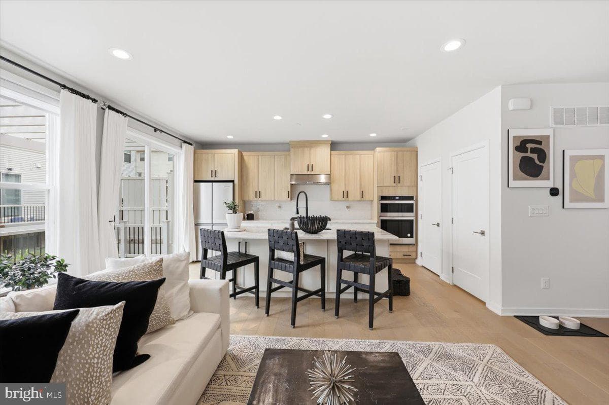 306 Segel Drive photo 9
