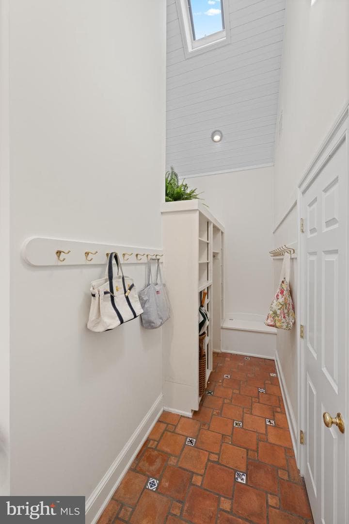 847 Lesley Road photo 34