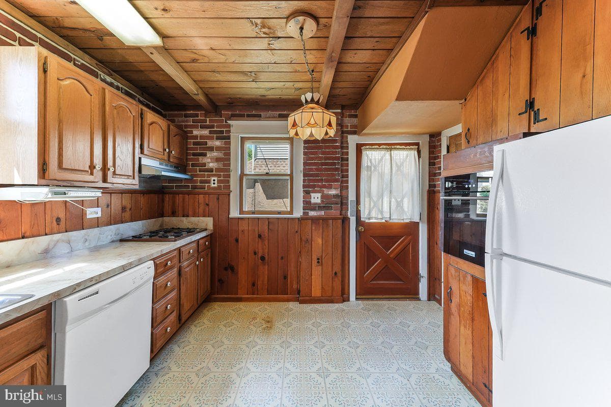 512 Tatnall Avenue photo 10