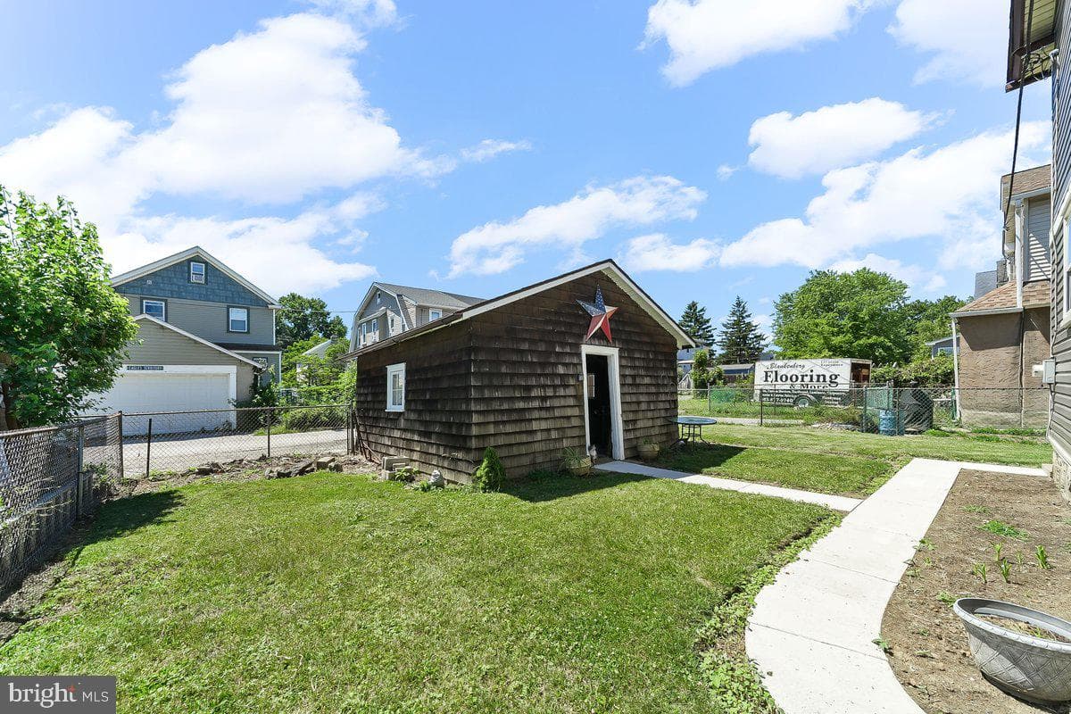 512 Tatnall Avenue photo 28