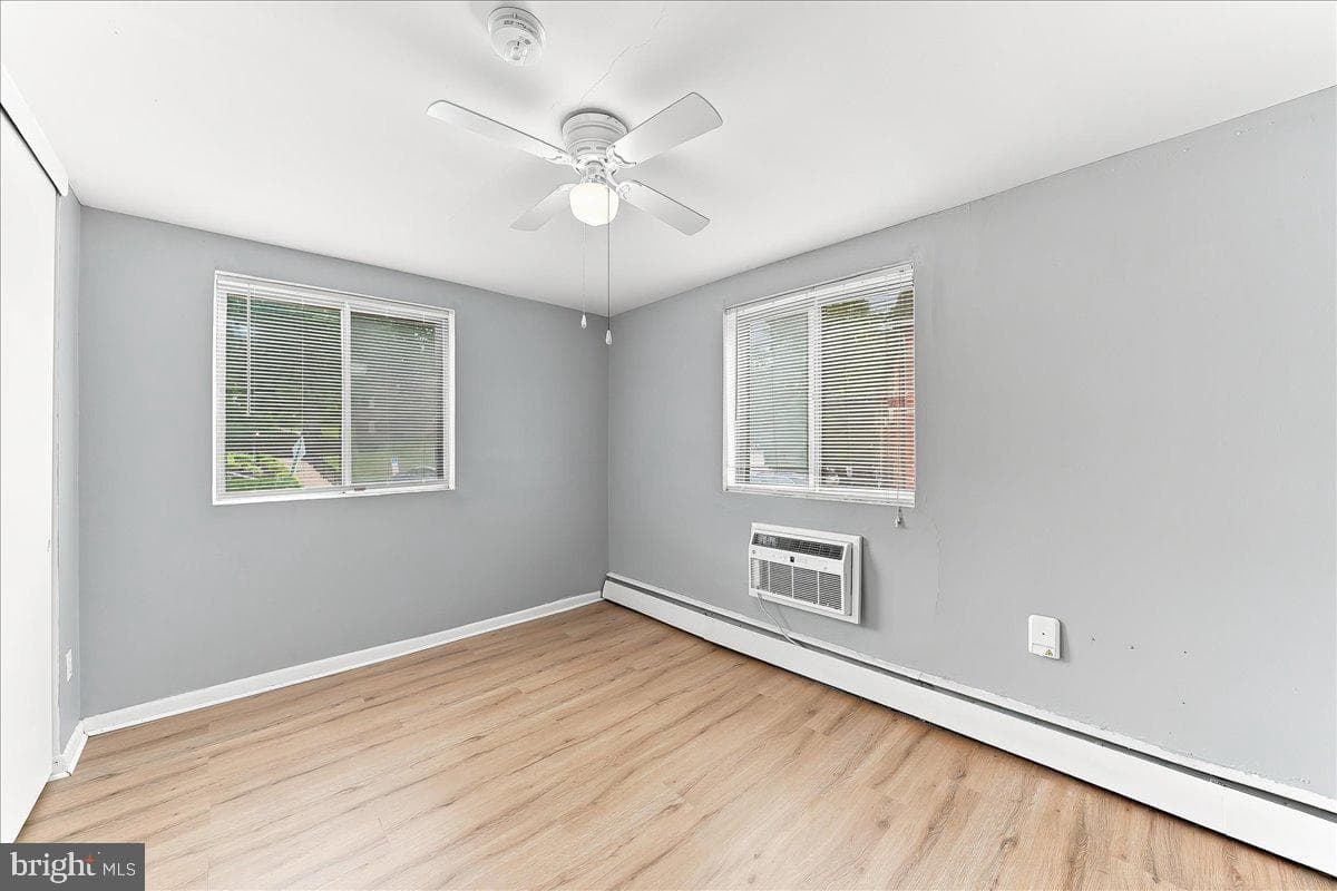 100. #d 9 E Glenolden Ave Avenue #d-9 photo 17