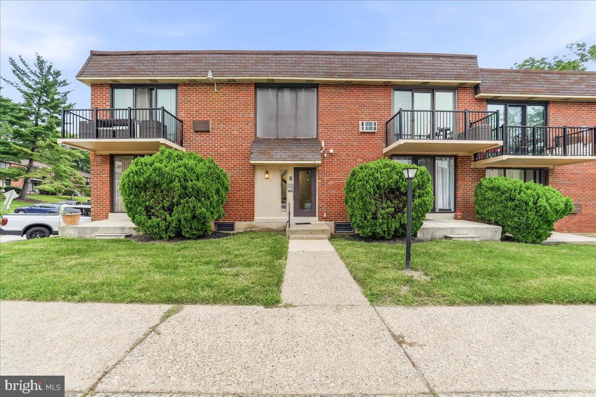 100. #d 9 E Glenolden Ave Avenue #d-9 photo 3