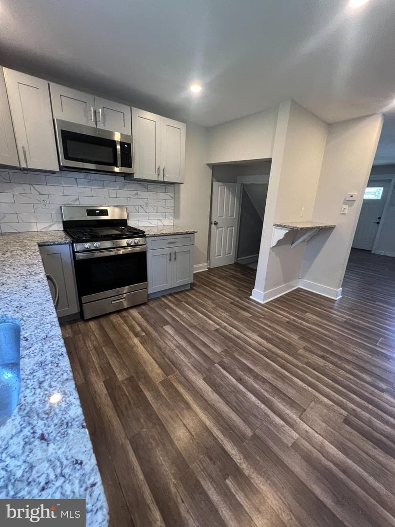 1026 Hansen Place photo 10