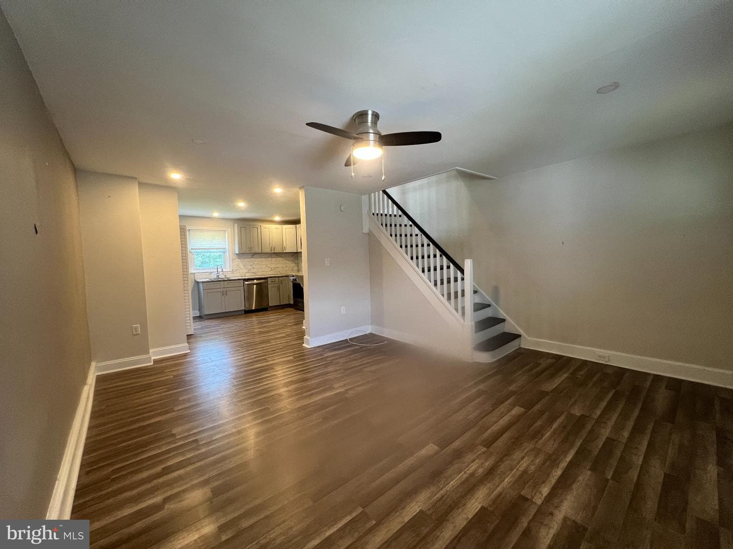 1026 Hansen Place photo 5