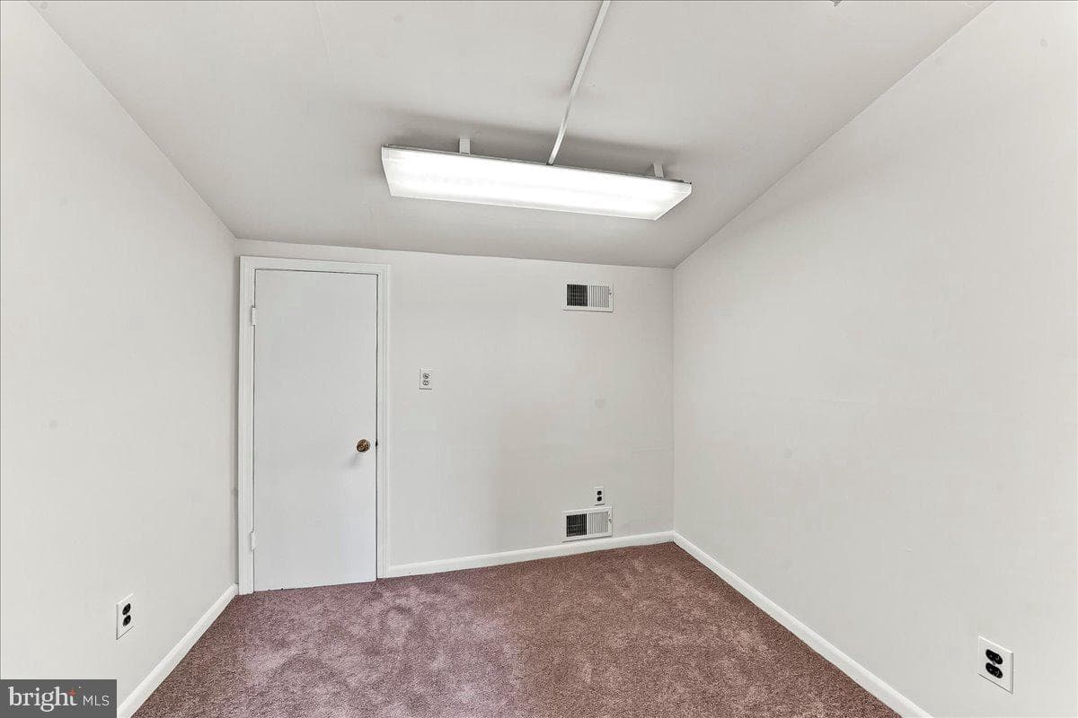 138 Rockwood Road photo 24
