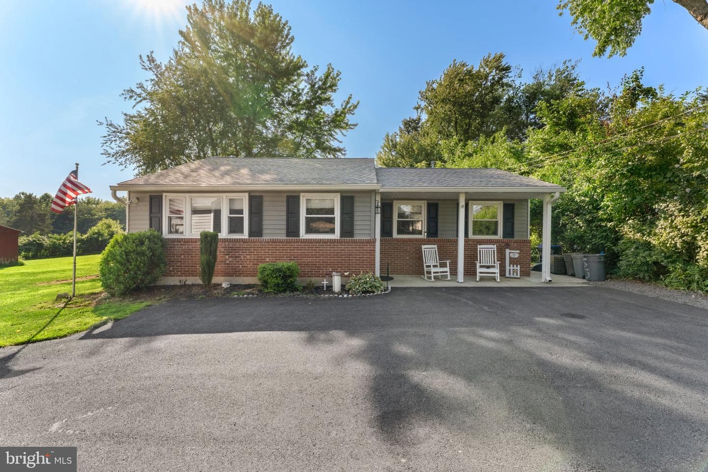 1748 Larkin Road photo 1