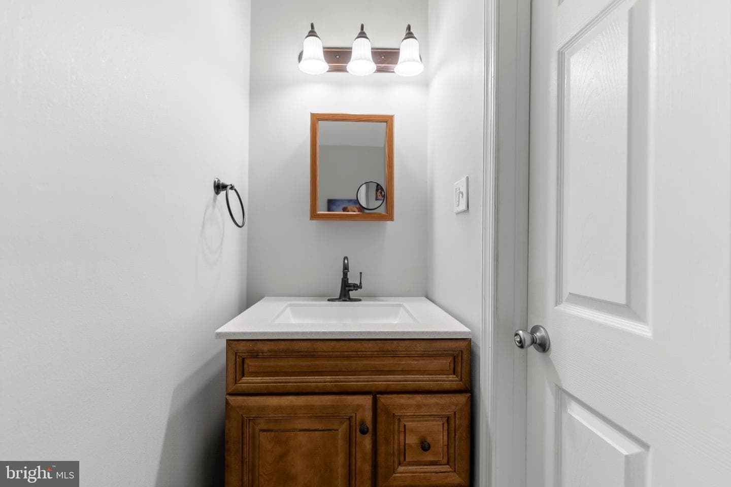 1748 Larkin Road photo 15