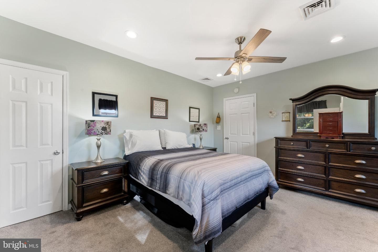 1748 Larkin Road photo 17