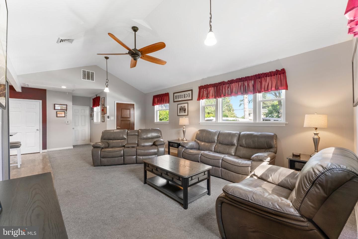 1748 Larkin Road photo 30