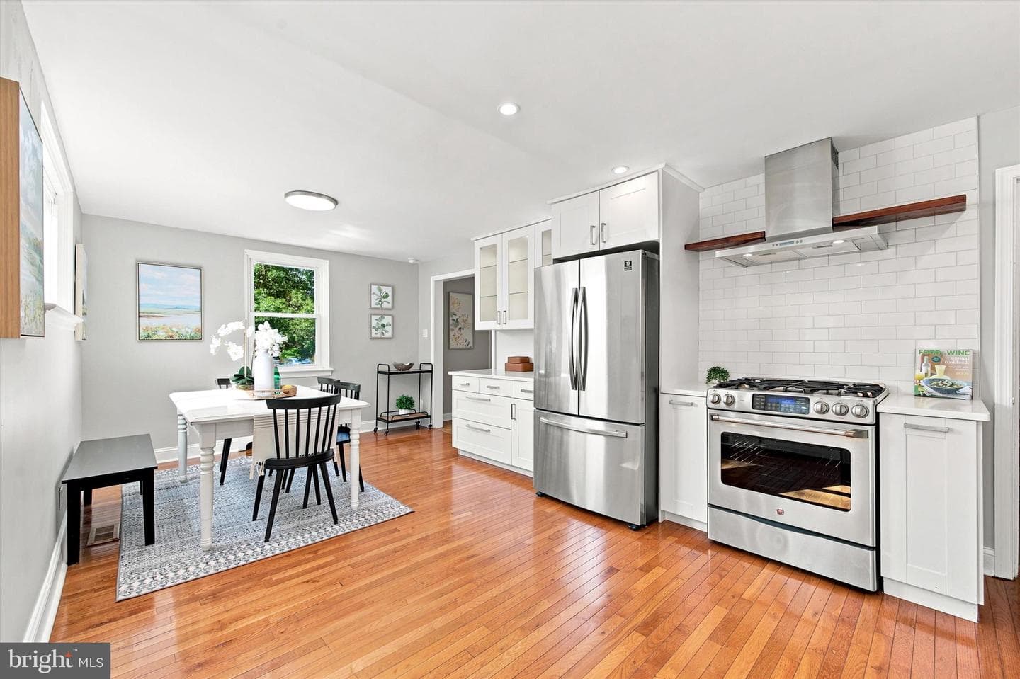 39 Myrtle Avenue photo 9