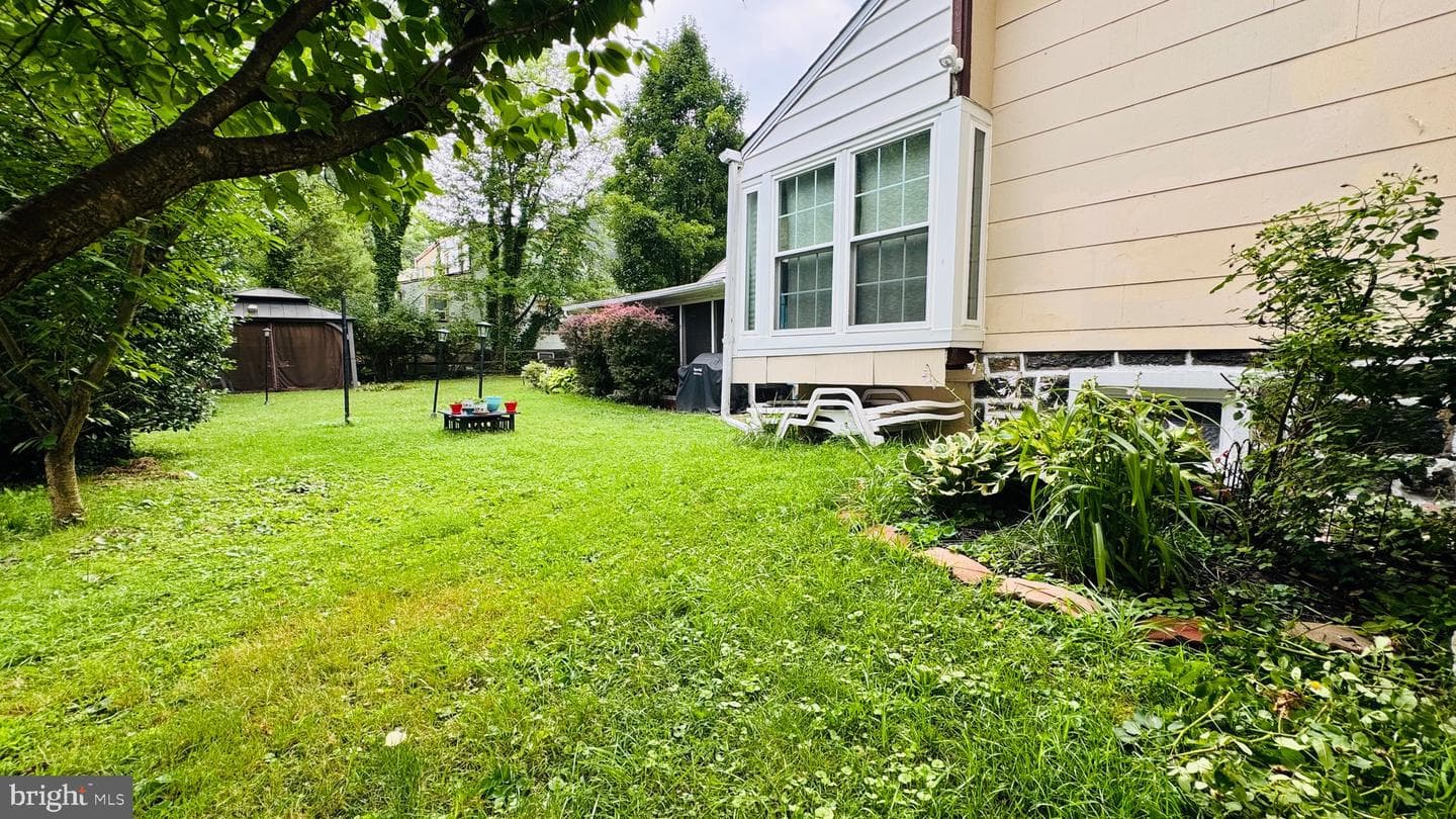 28 S Elm Avenue photo 6
