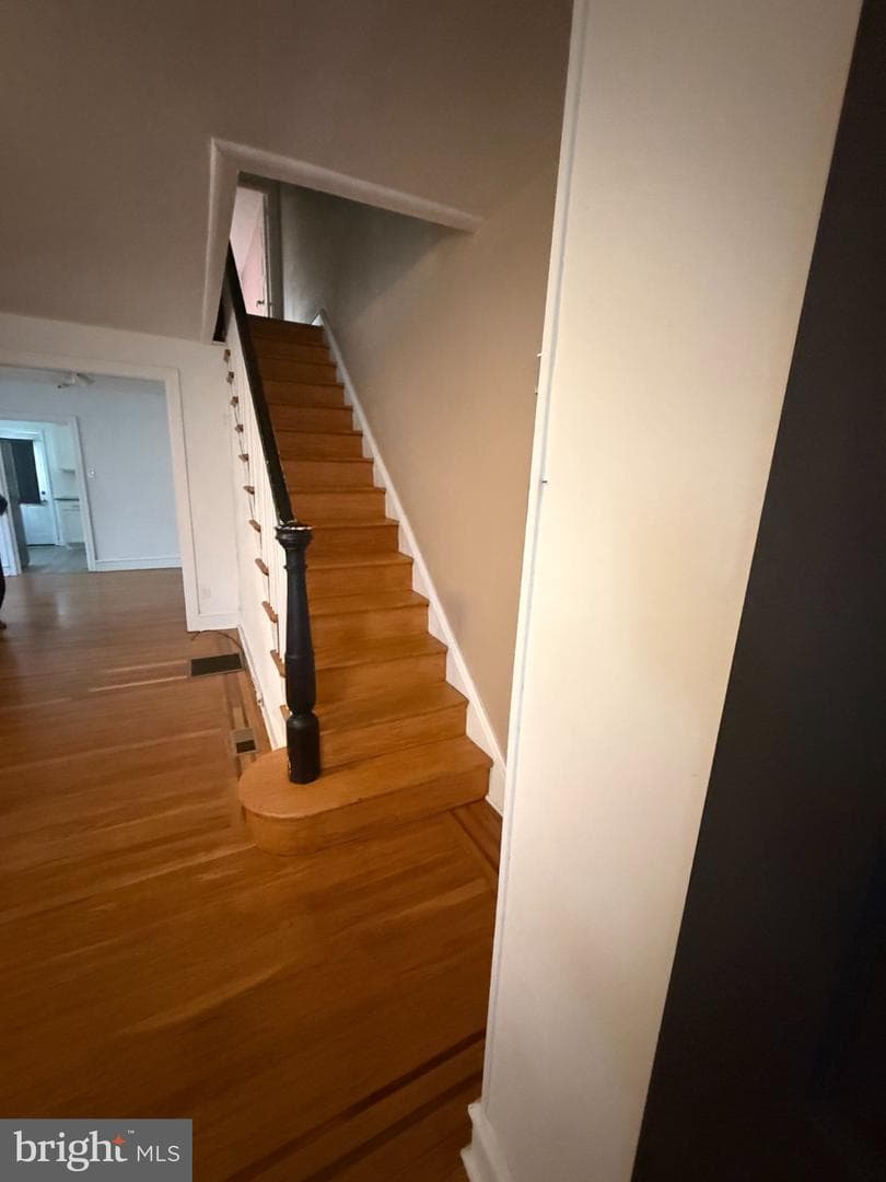 838 Bullock Avenue photo 2