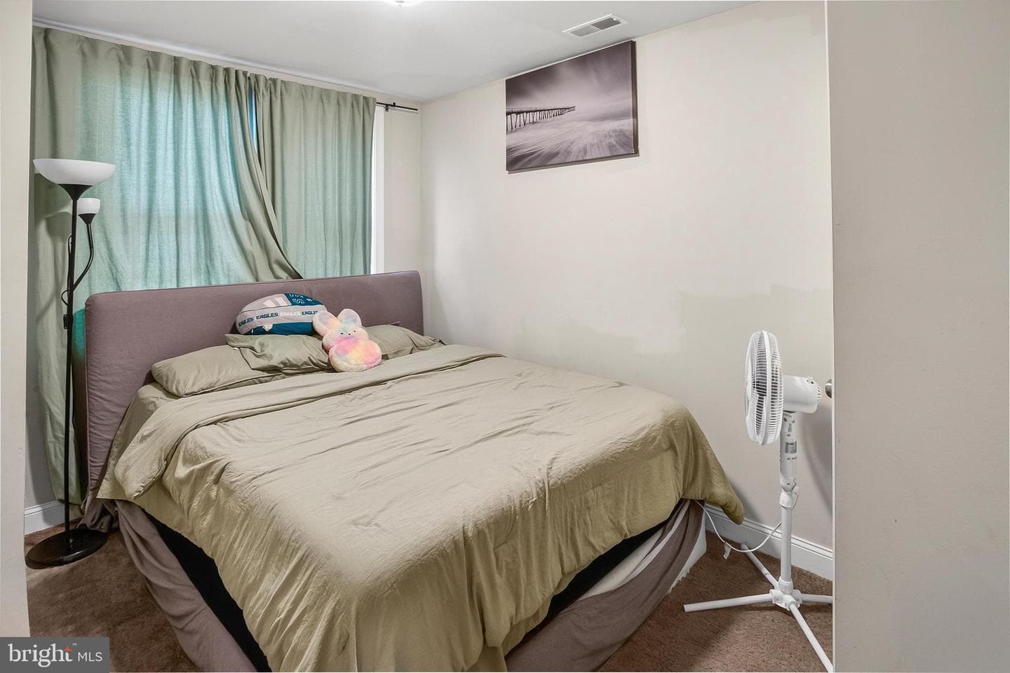 1106 Lawrence Avenue photo 12