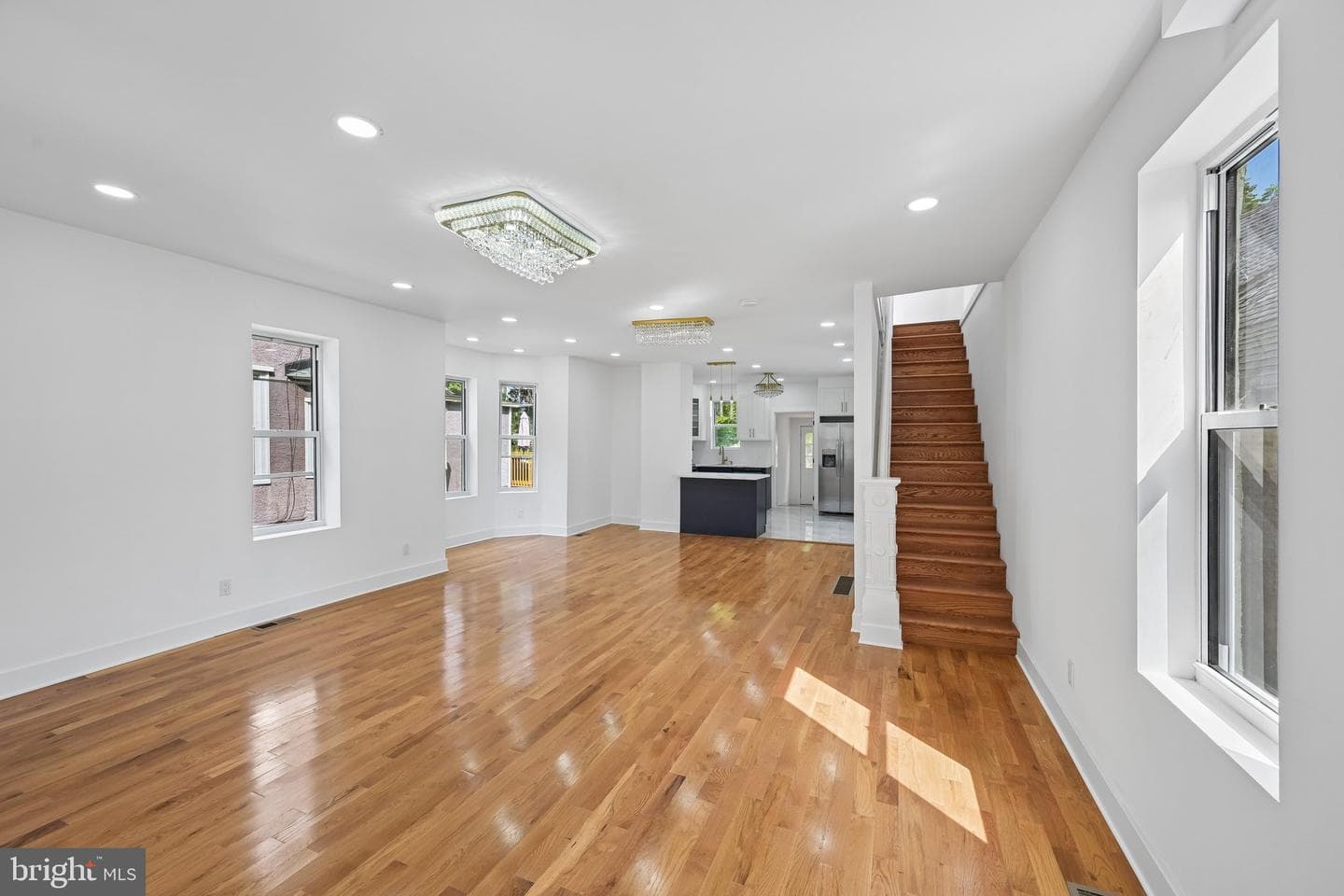 45 W Essex Avenue photo 5