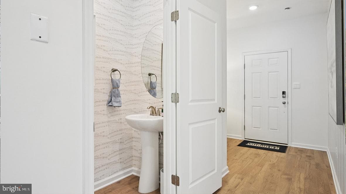 411 Moore Road photo 6