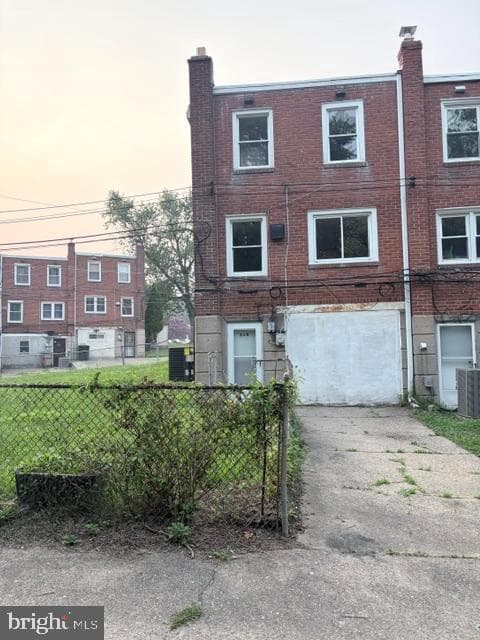 318 Tribet Place photo 11