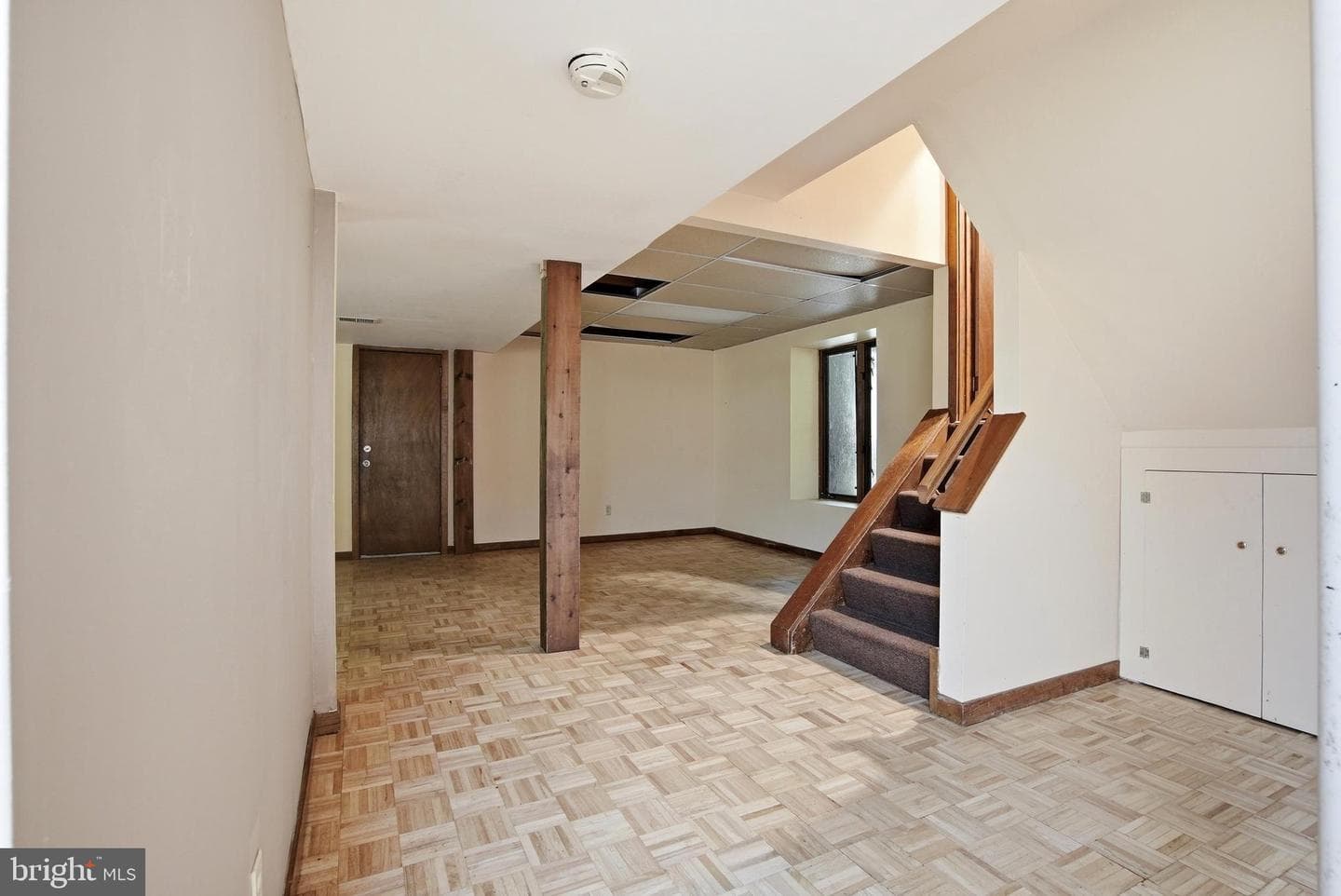 3 Upper Bank Drive photo 28