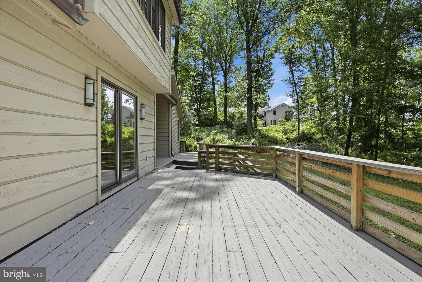 3 Upper Bank Drive photo 35