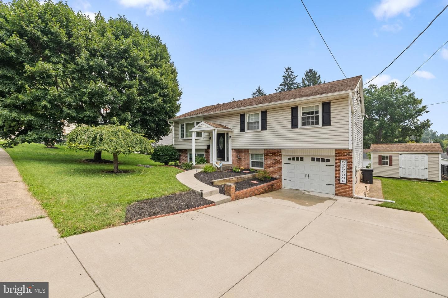 2255 Hillside Lane, Aston