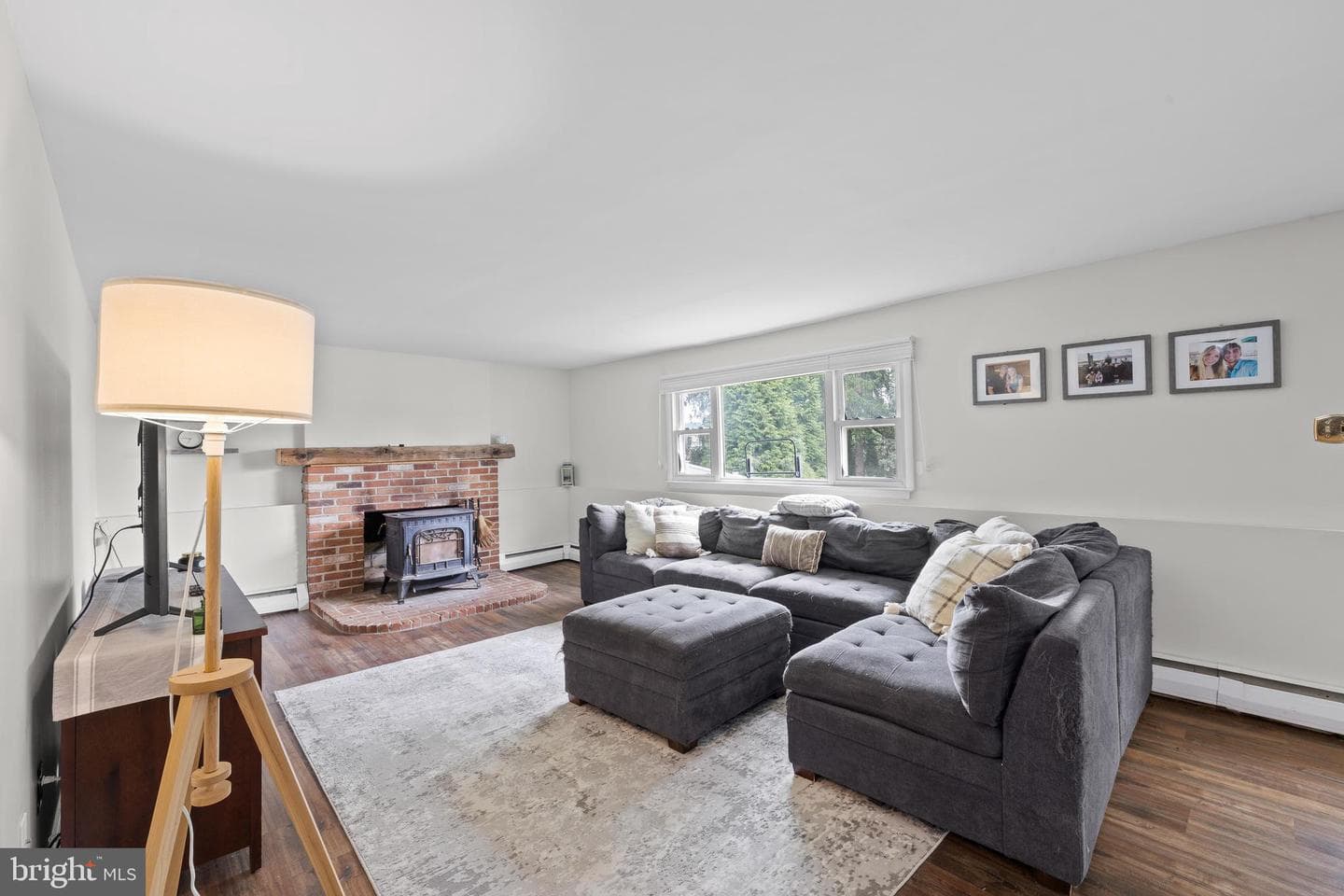 2255 Hillside Lane photo 22