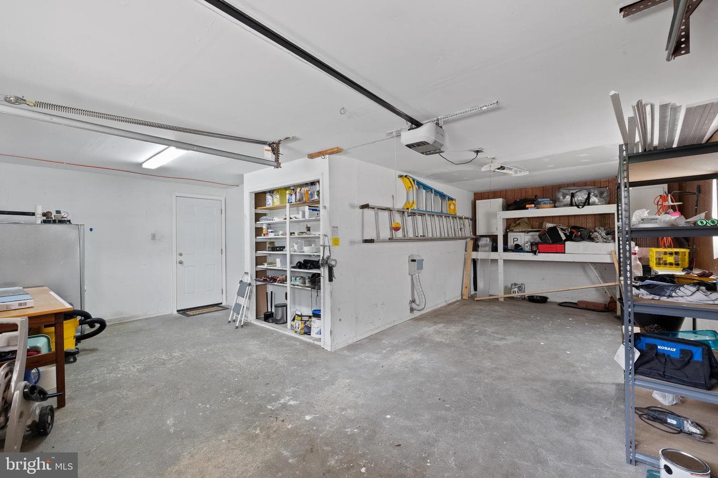 2255 Hillside Lane photo 30