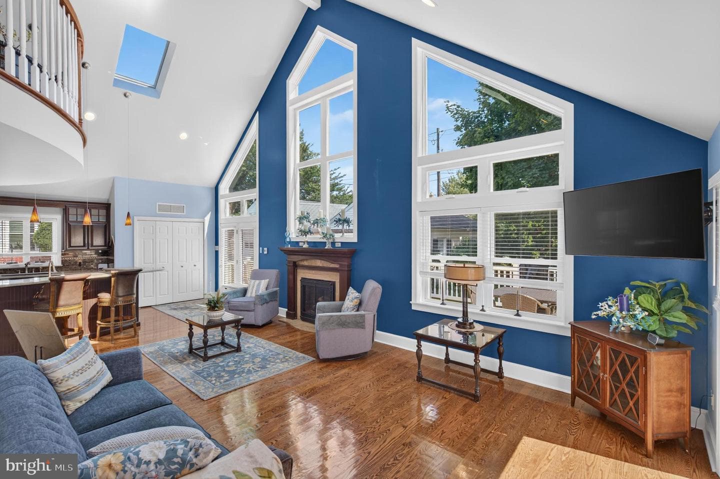 540 Hawarden Road photo 17