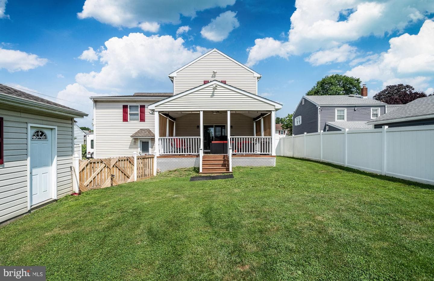 357 Swanage Drive photo 66