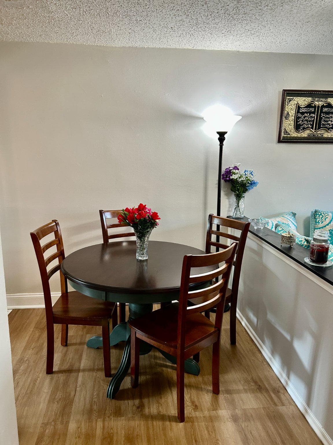 826 Delview Drive photo 4
