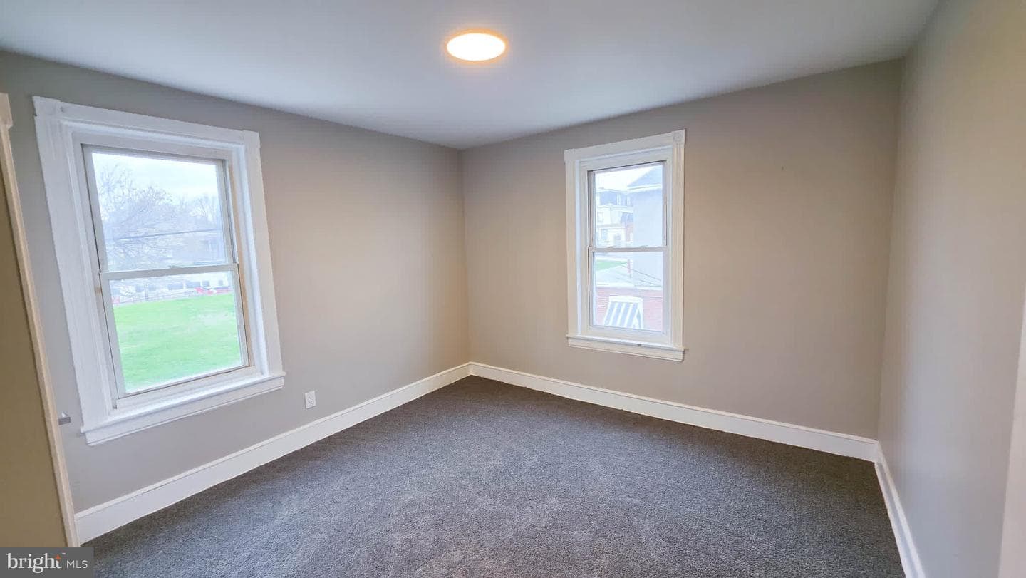1112 Elmwood Avenue photo 18