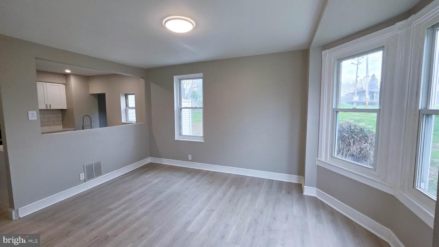 1112 Elmwood Avenue photo 6