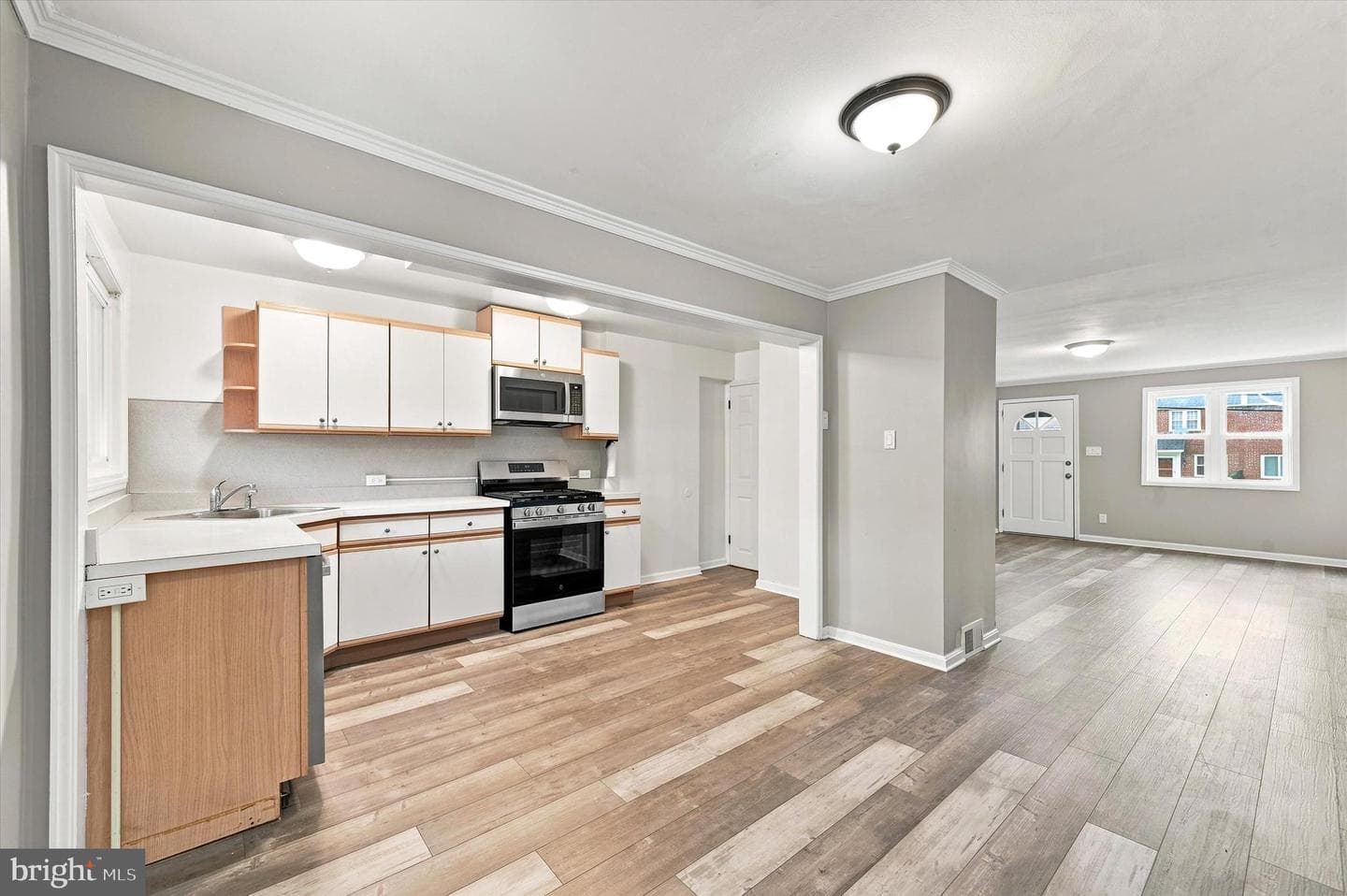 802 Grant Road photo 10