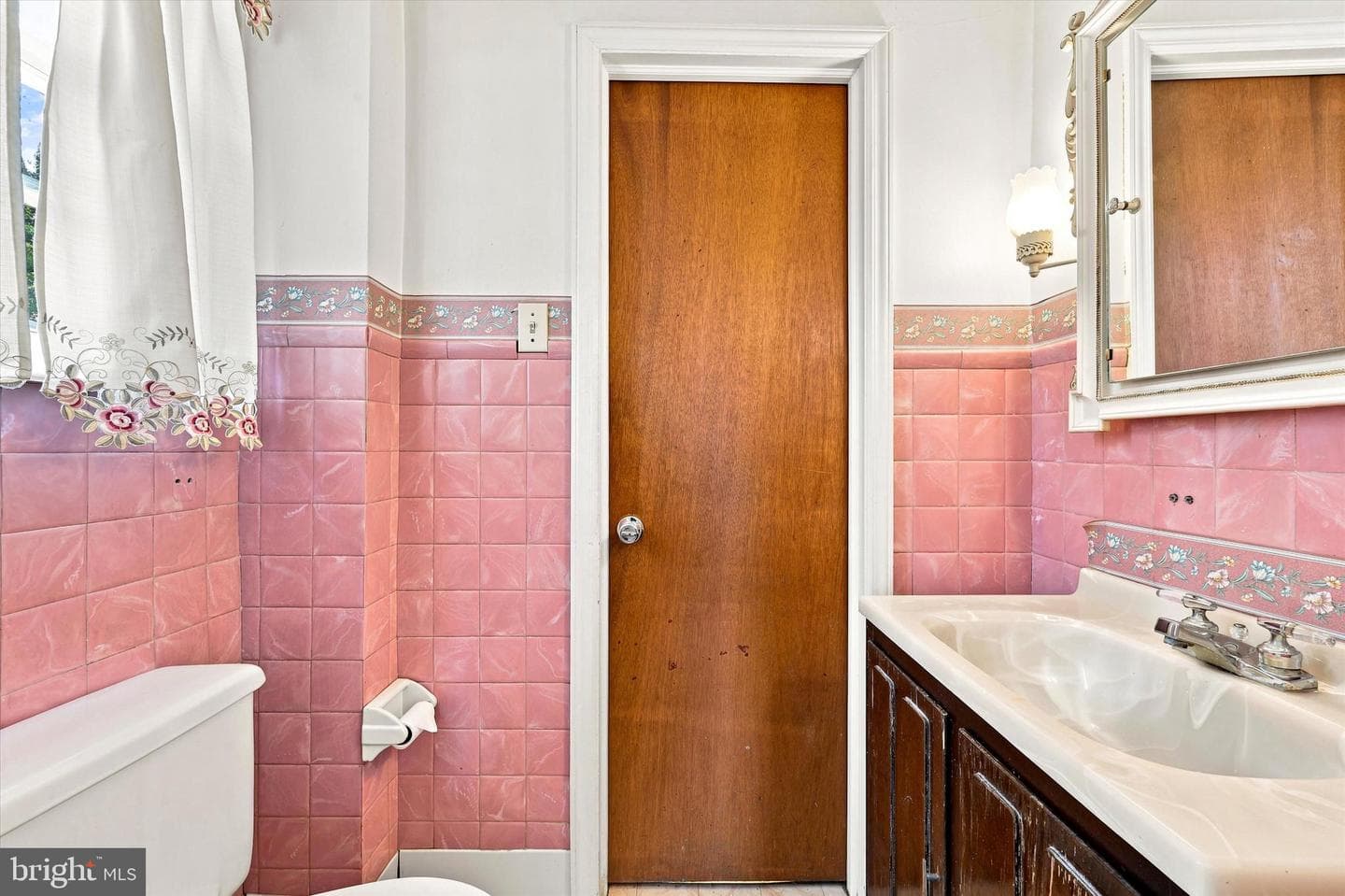 407 Buse Street photo 12