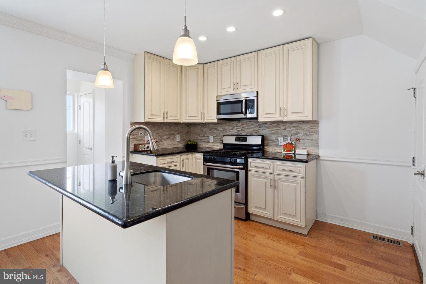 625 Dayton Road photo 15