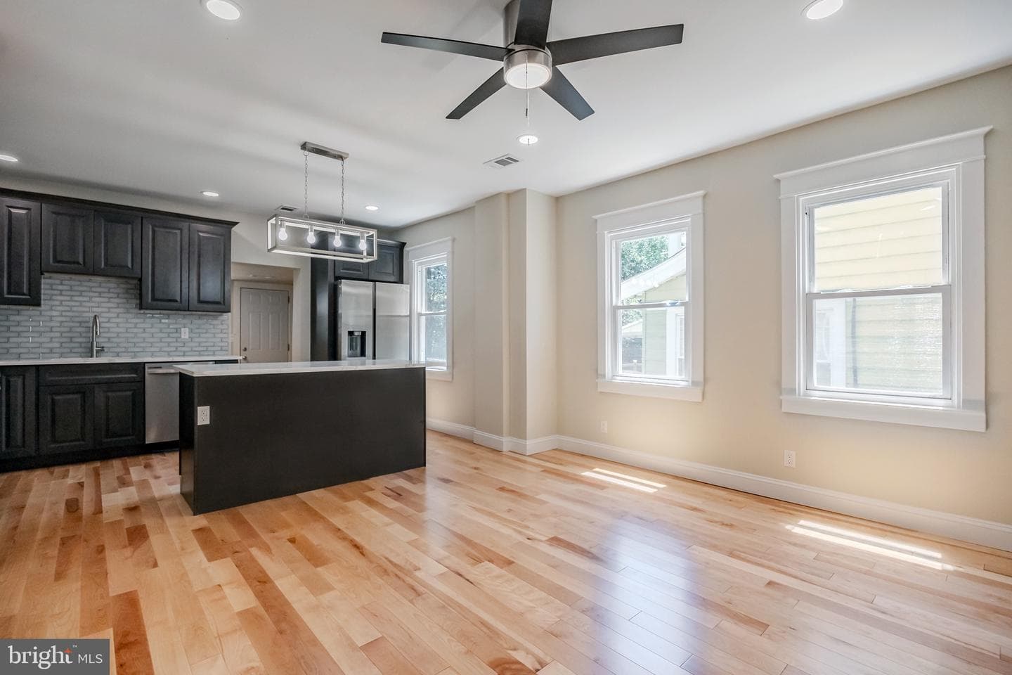45 S Brighton Avenue photo 9