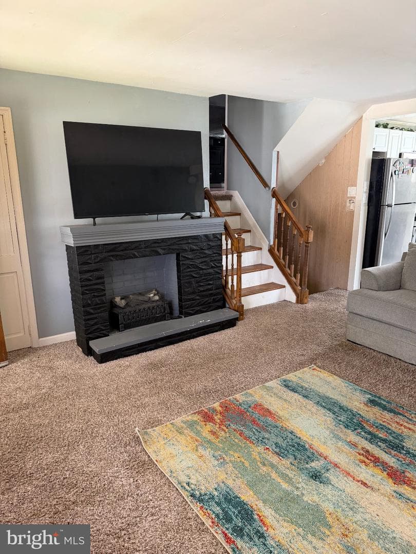 1344 Forrest Street photo 5