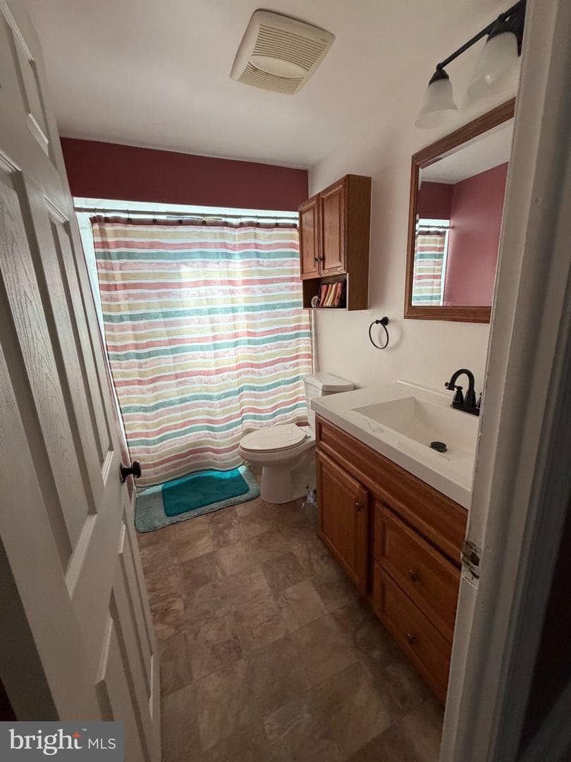 1344 Forrest Street photo 7