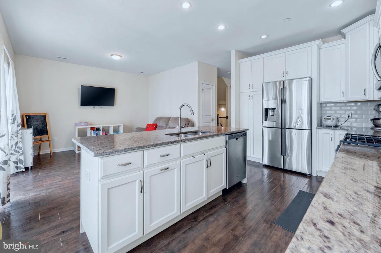 103b Jay Alley photo 14