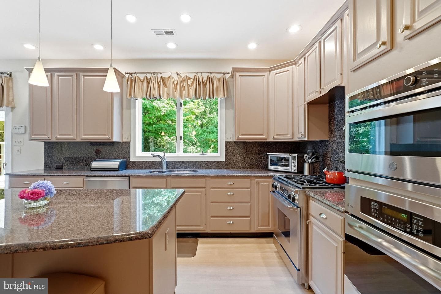 13 Chesterland Drive photo 12