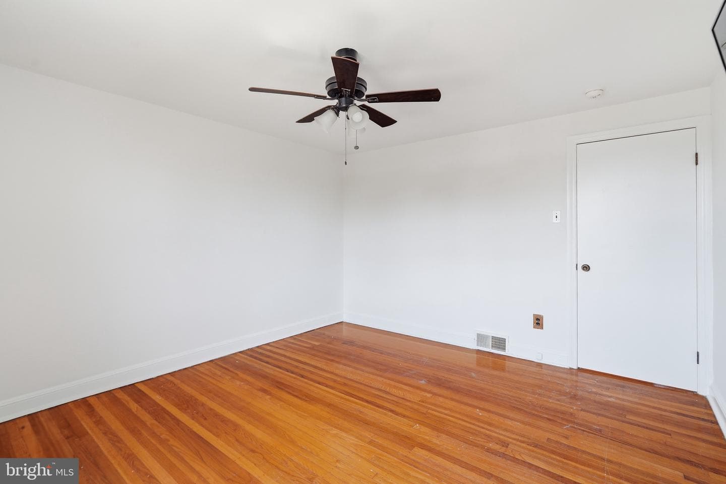 133 Willowbrook Road photo 23