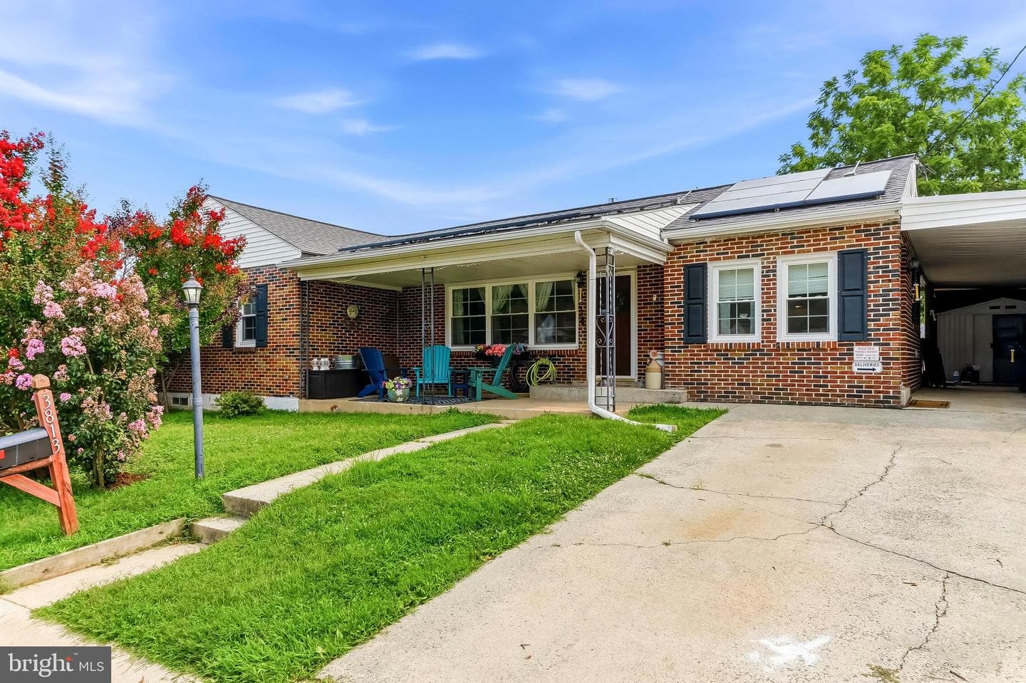 3813 Currant, Boothwyn