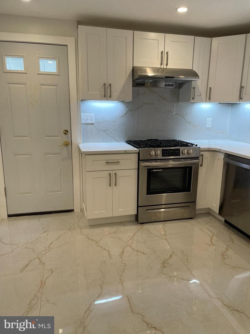 346 Parker Street photo 14