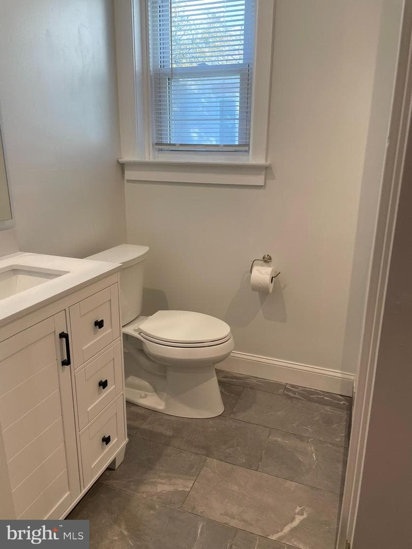 346 Parker Street photo 28