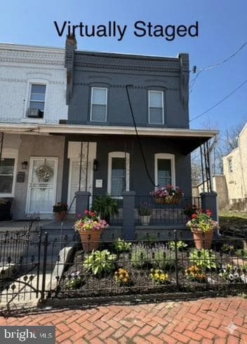 346 Parker Street photo 3