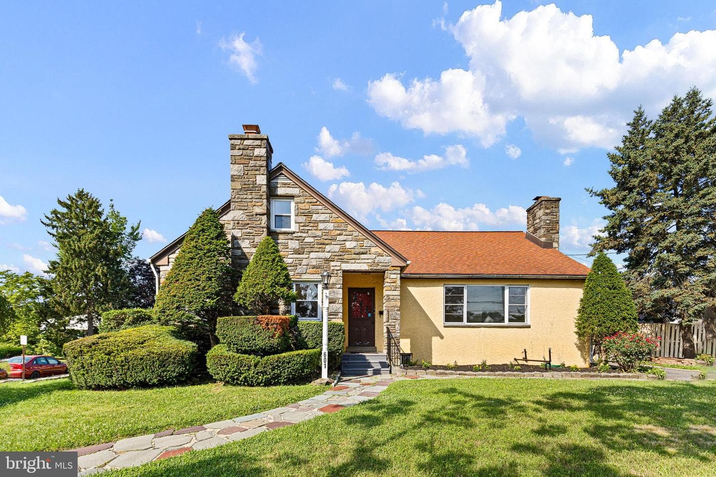 601 Fairview Road photo 33