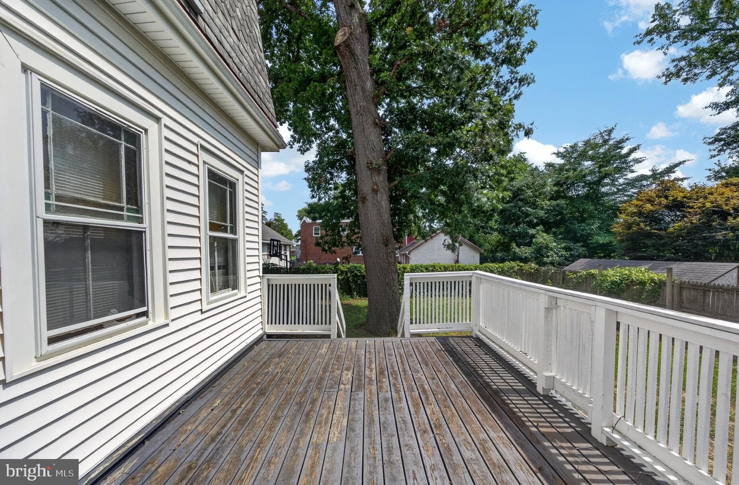 900 Andrews Avenue photo 40