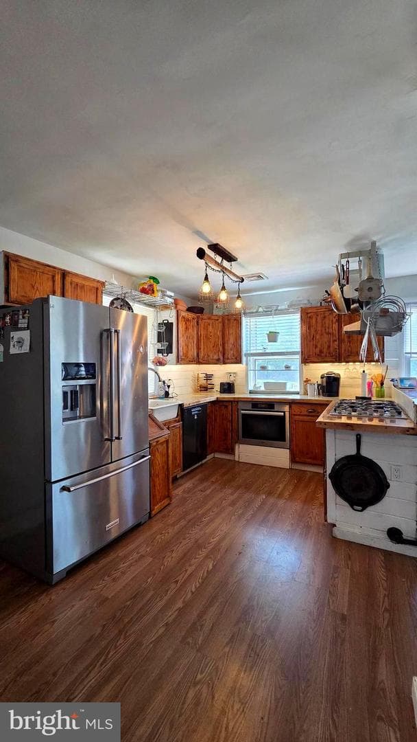 2105 Highland Avenue photo 16